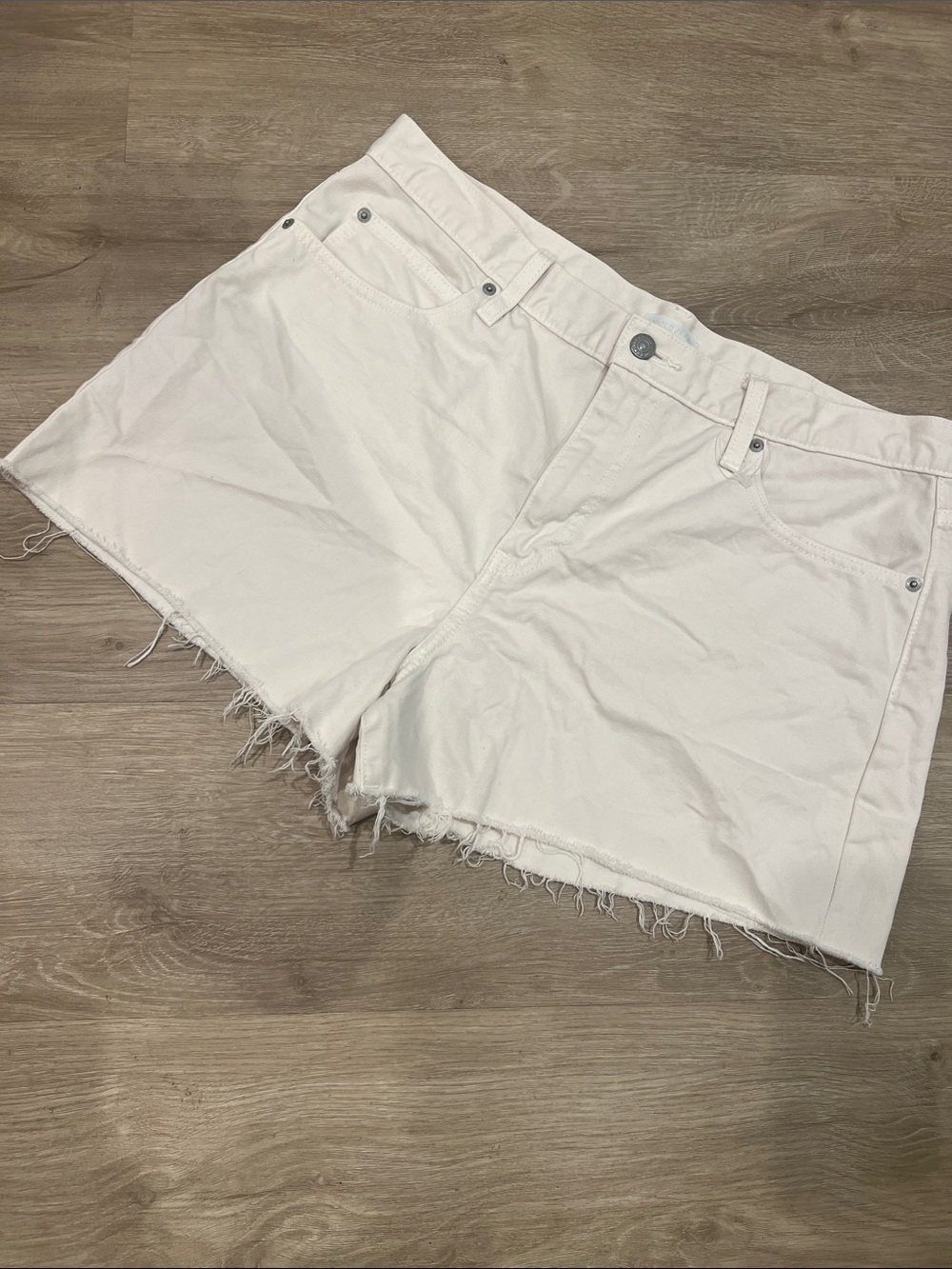 Uniqlo White Denim Cutoff Shorts
